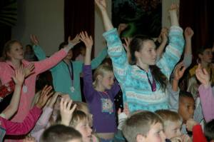 11667460_1042075479138325_2902160987354427524_n